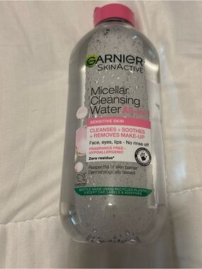 Garnier Micellar Cleansing Water - Clear Bottle with Pink Cap